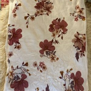 H&M Cozy Knit Wide Infinity Cream Floral Scarf
